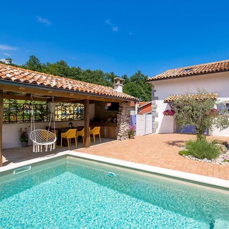 Holiday Home Villa Antonio Jurdani Esterno foto