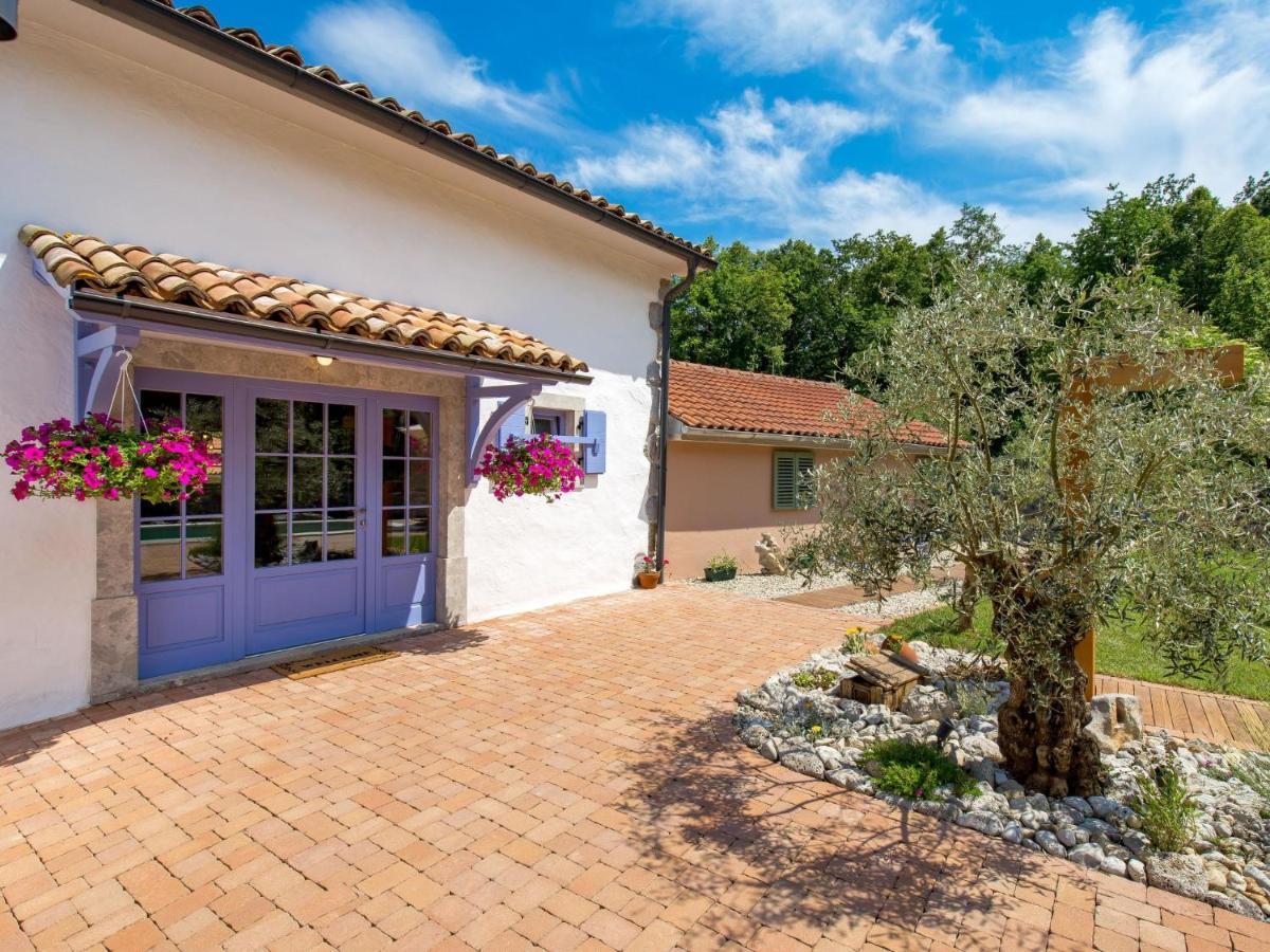 Holiday Home Villa Antonio Jurdani Esterno foto