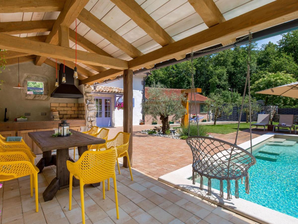 Holiday Home Villa Antonio Jurdani Esterno foto