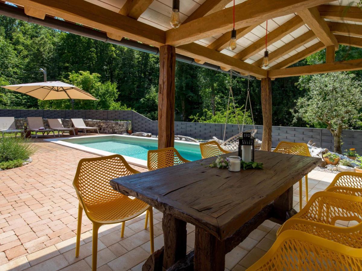 Holiday Home Villa Antonio Jurdani Esterno foto