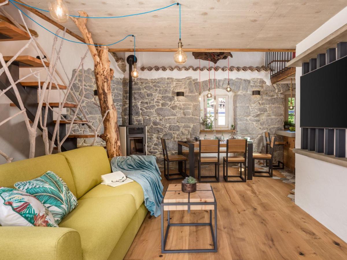 Holiday Home Villa Antonio Jurdani Esterno foto