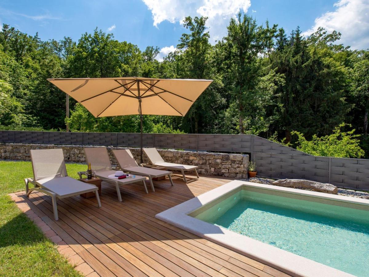 Holiday Home Villa Antonio Jurdani Esterno foto
